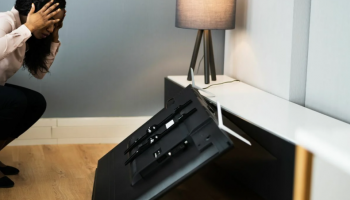 LED TV'nizin Panel Camı Kırıldı ise Ne Yapmalısınız?